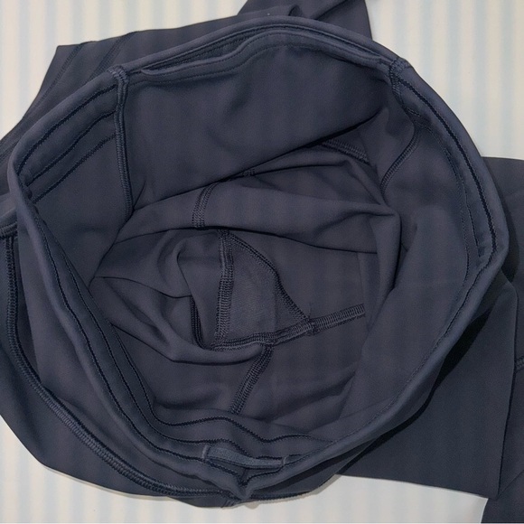 Lululemon Train Times 7/8 Pant *25" Gravity size 4 - Picture 11 of 17